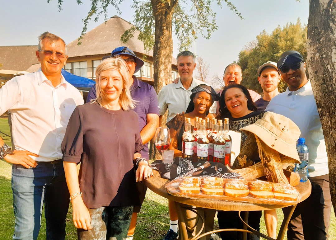 Team Building Group Photo